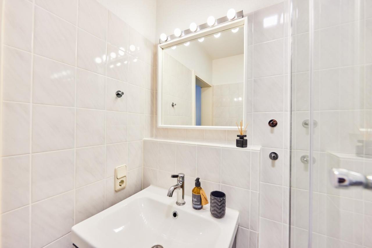 Kvartier2 In Top-Lage, 5 Min Zur Bali-Therme Und Gop, Hdz, Arbeitsplatz, Boxspringbett Bad Oeynhausen Exteriör bild